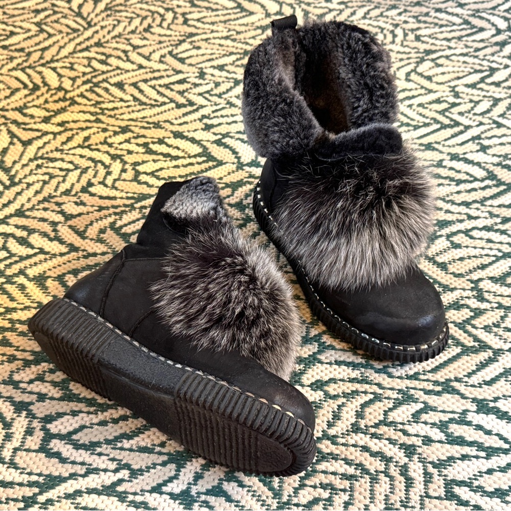 Women Genuine Suede Shearling Lined Boots with Real Fox Fur